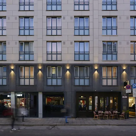 Bob W Muenchner Freiheit München