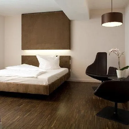 Bob W Muenchner Freiheit