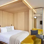 Bob W Muenchner Freiheit מינכן
