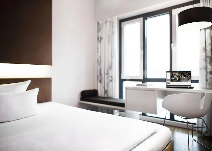 Hotello Schwabing 4* München
