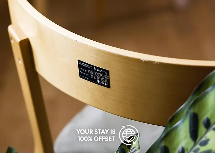 Bob W Muenchner Freiheit 4*