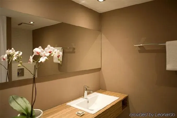 Bob W Muenchner Freiheit Hotel