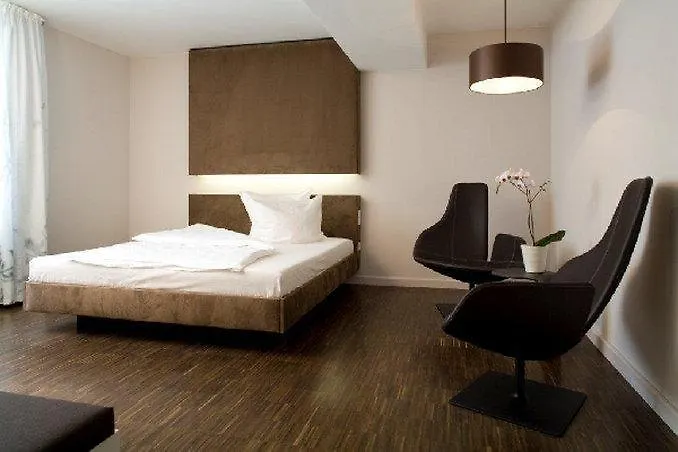 Bob W Muenchner Freiheit